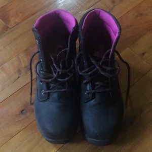 Steel tip boots